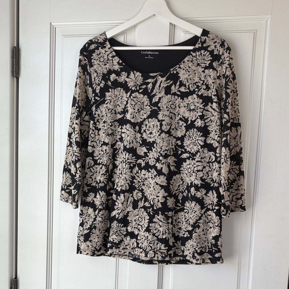 Y2K Croft & Barrow Floral Navy and Cream Top Blouse large